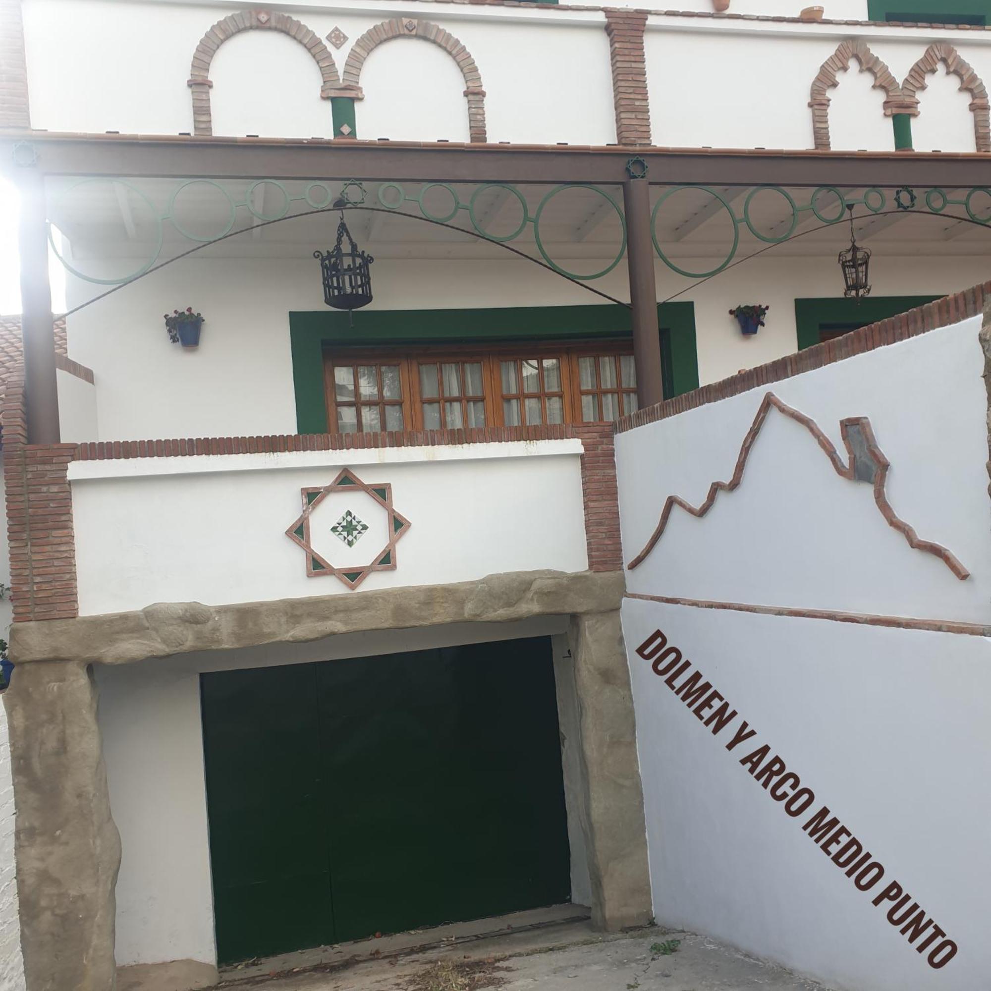 Villa Cultural Montelucia Montecorto Exterior photo